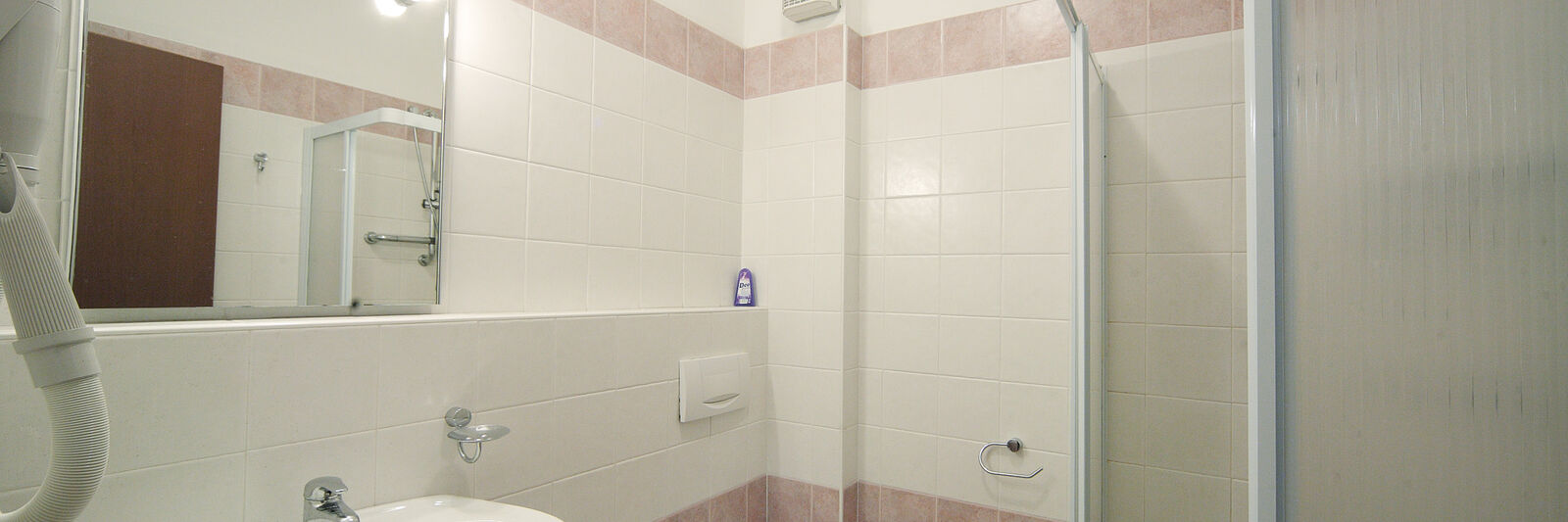 BILOCALE 33 M² VISTA LAGO